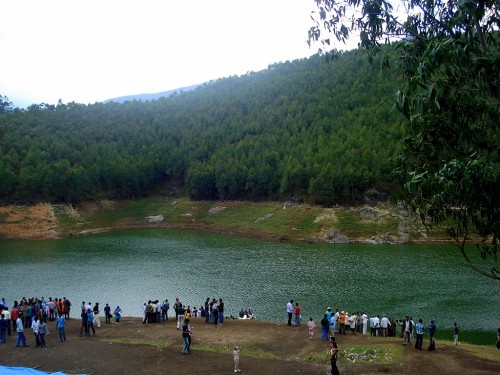 Echo Point is a picnic spot of Munnar